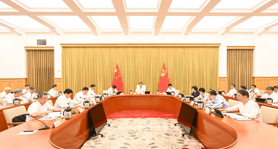 袁家军主持召开六届市委全面深化改革委员会第十五次会议 突出问题导向 聚力攻坚突破 奋力交出全面深化改革高分报表 胡衡华王炯程丽华出席